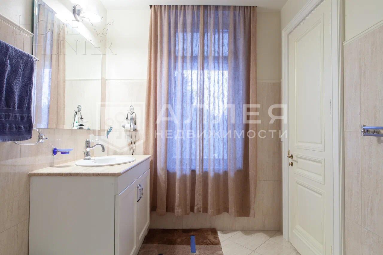 4-этажный коттедж 972.8 м² с отделкой