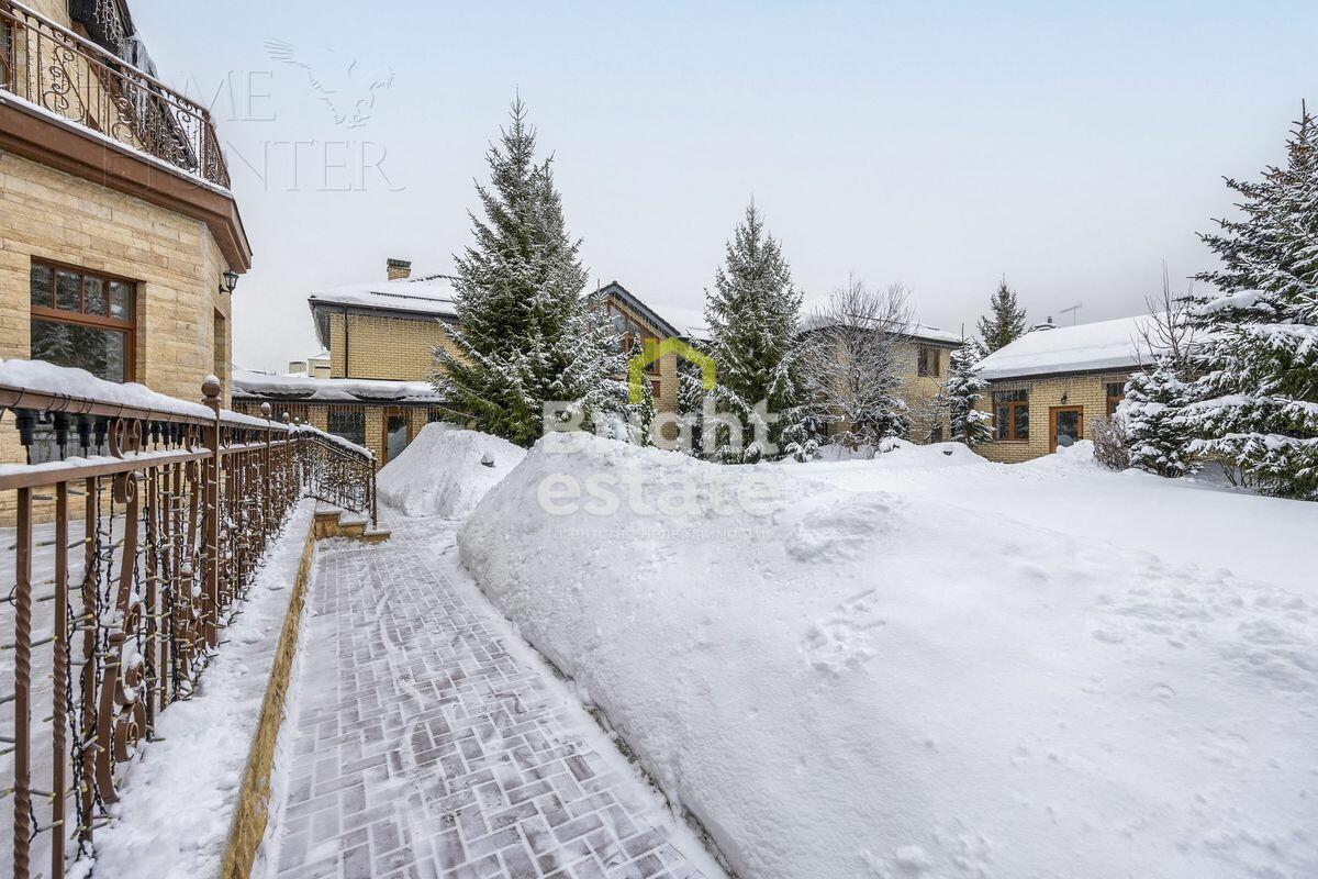 2-этажный коттедж 1 378 м² с отделкой
