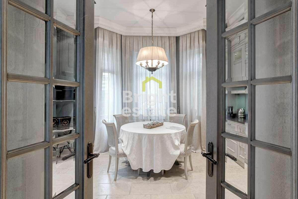 3-этажный коттедж 420 м² с отделкой