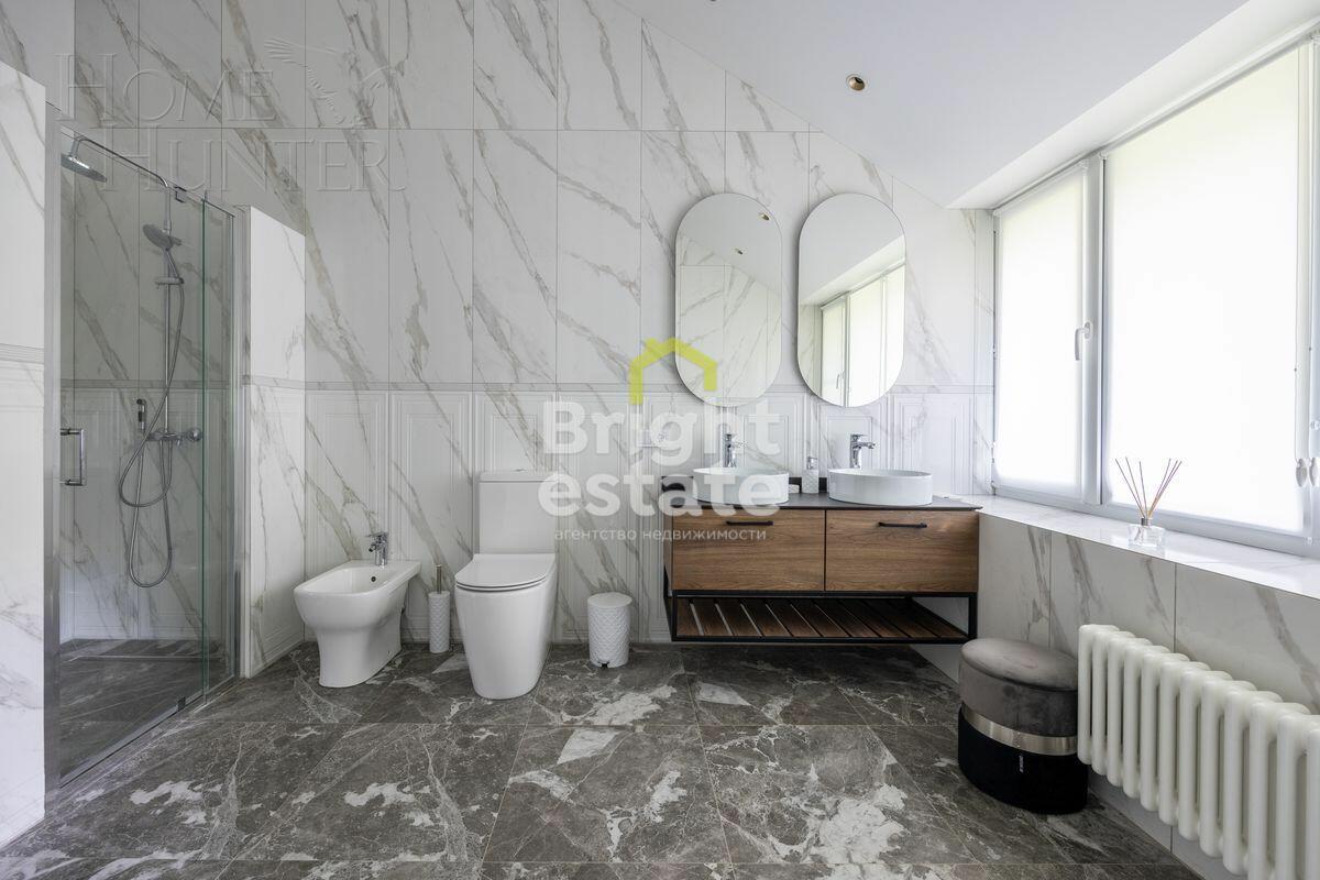 2-этажный коттедж 443 м² с отделкой