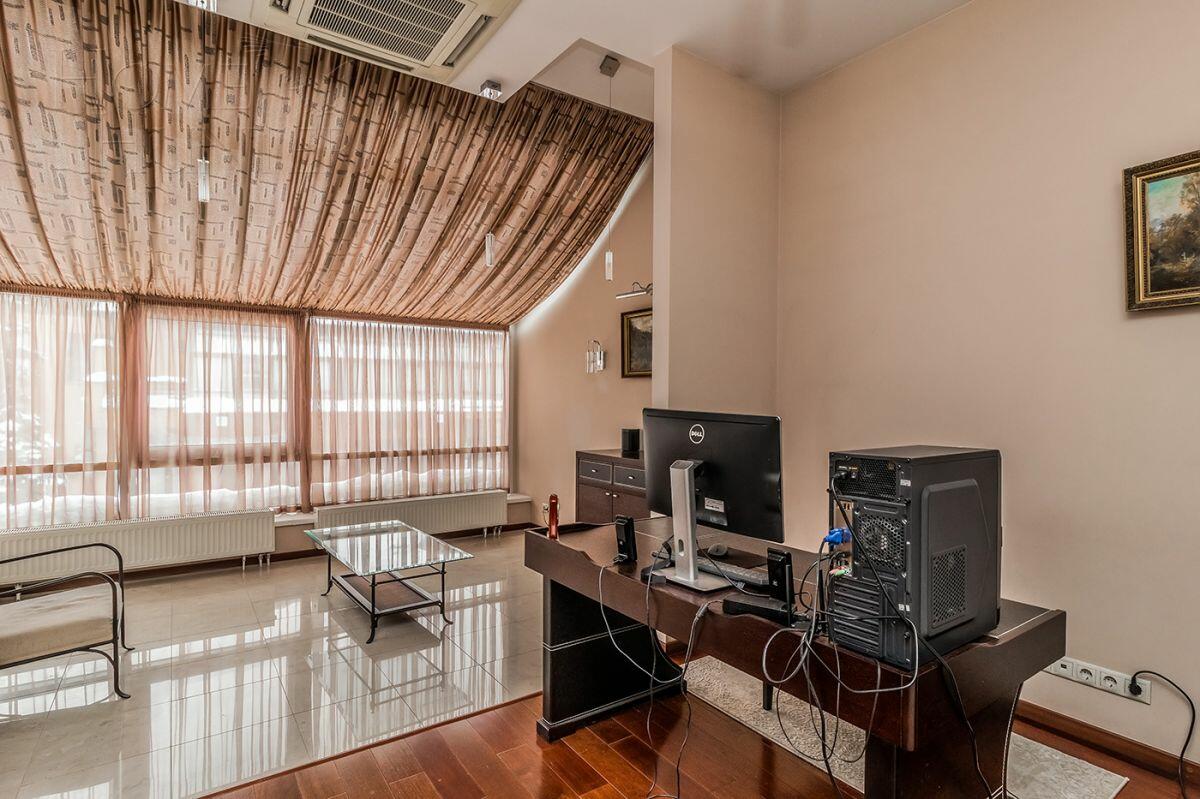 2-этажный таунхаус 280 м² с отделкой