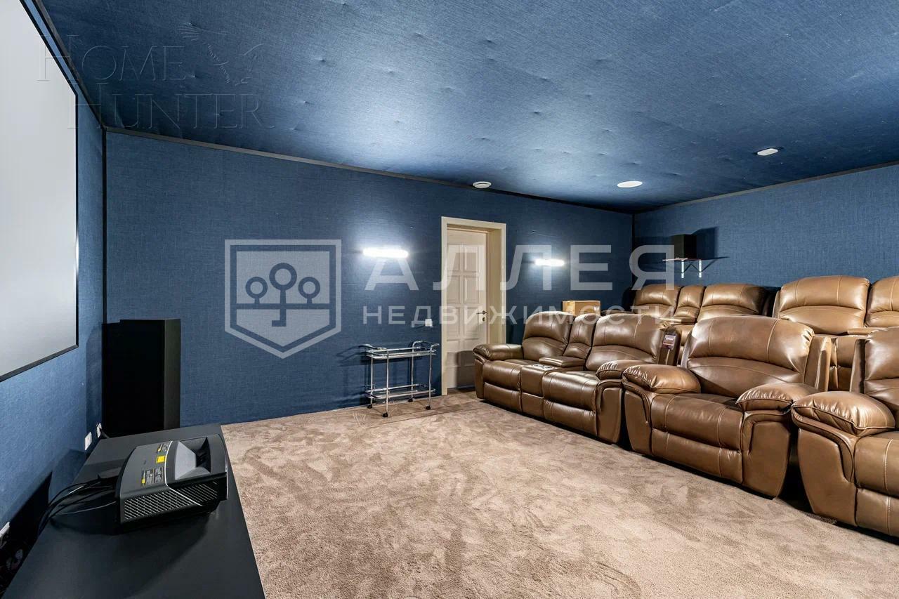 3-этажный коттедж 1 300 м² с отделкой