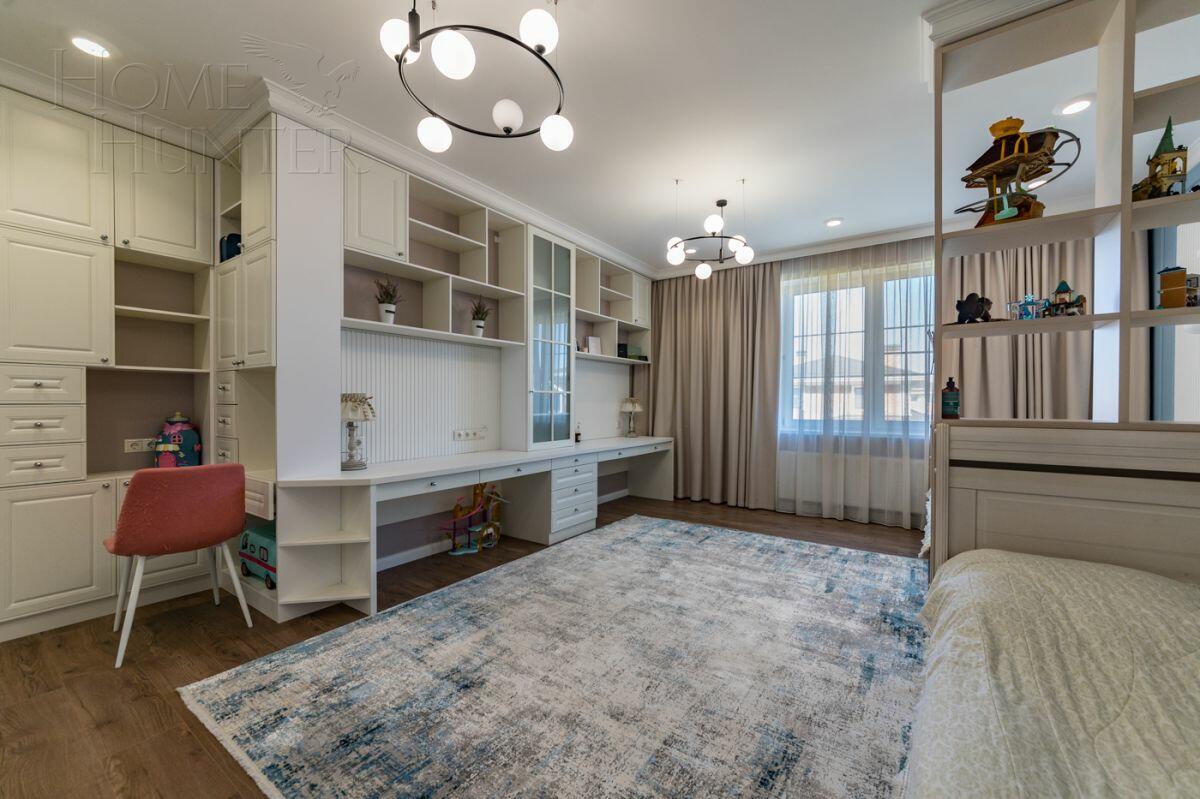 2-этажный коттедж 230 м² с отделкой