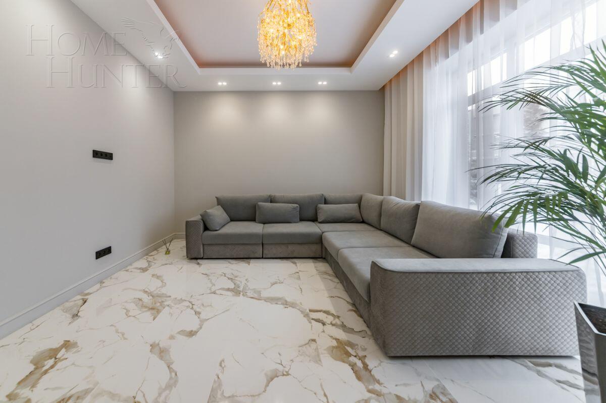 2-этажный коттедж 286 м² с отделкой