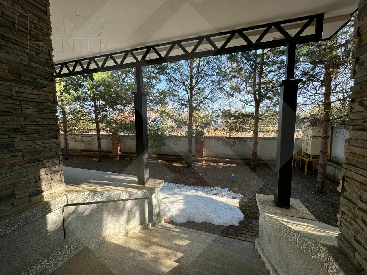 3-этажный таунхаус 360 м² с отделкой