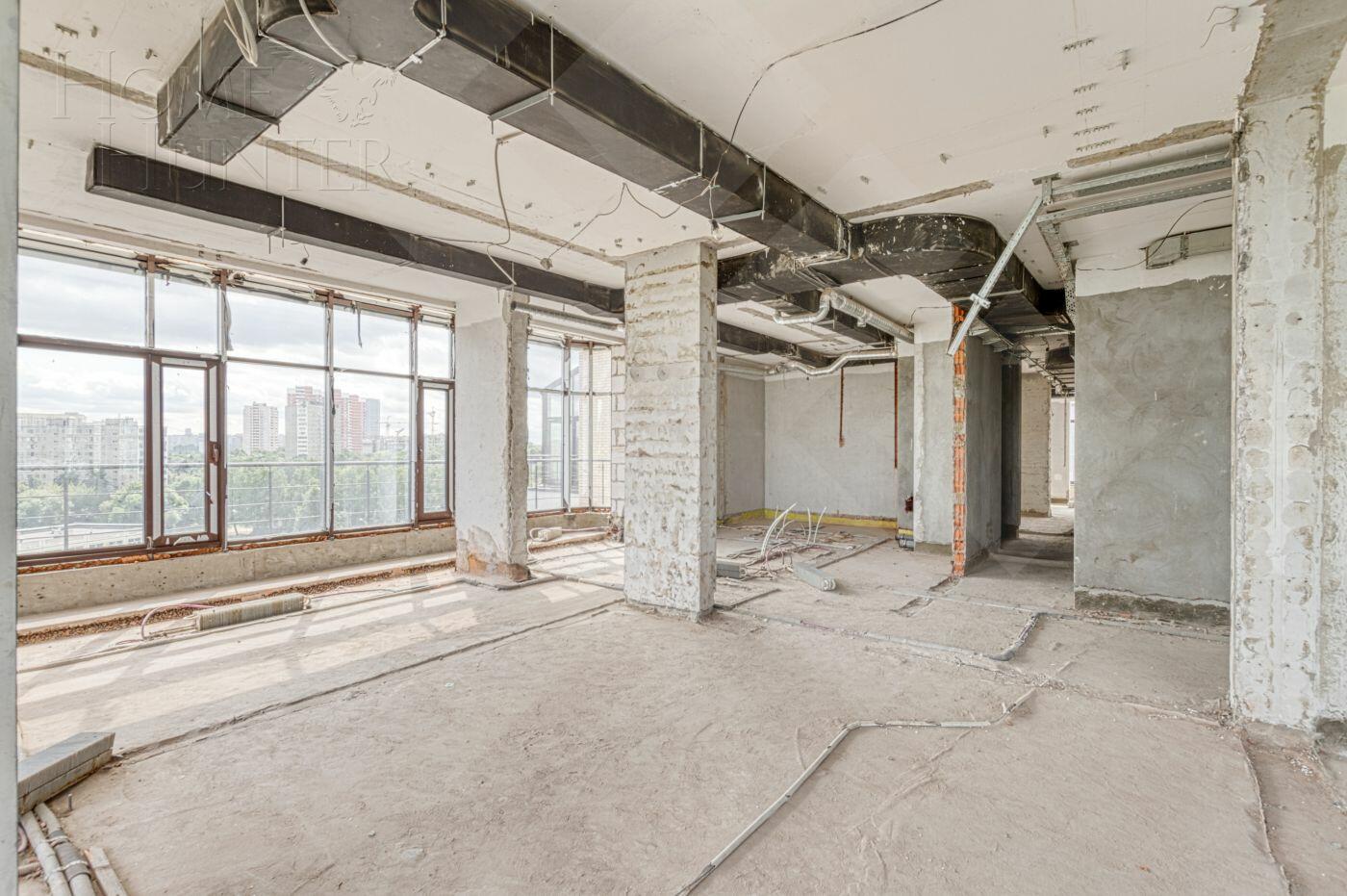 10-КОМН. ПЕНТХАУС БЕЗ ОТДЕЛКИ 690 М² НА 7 ЭТАЖЕ