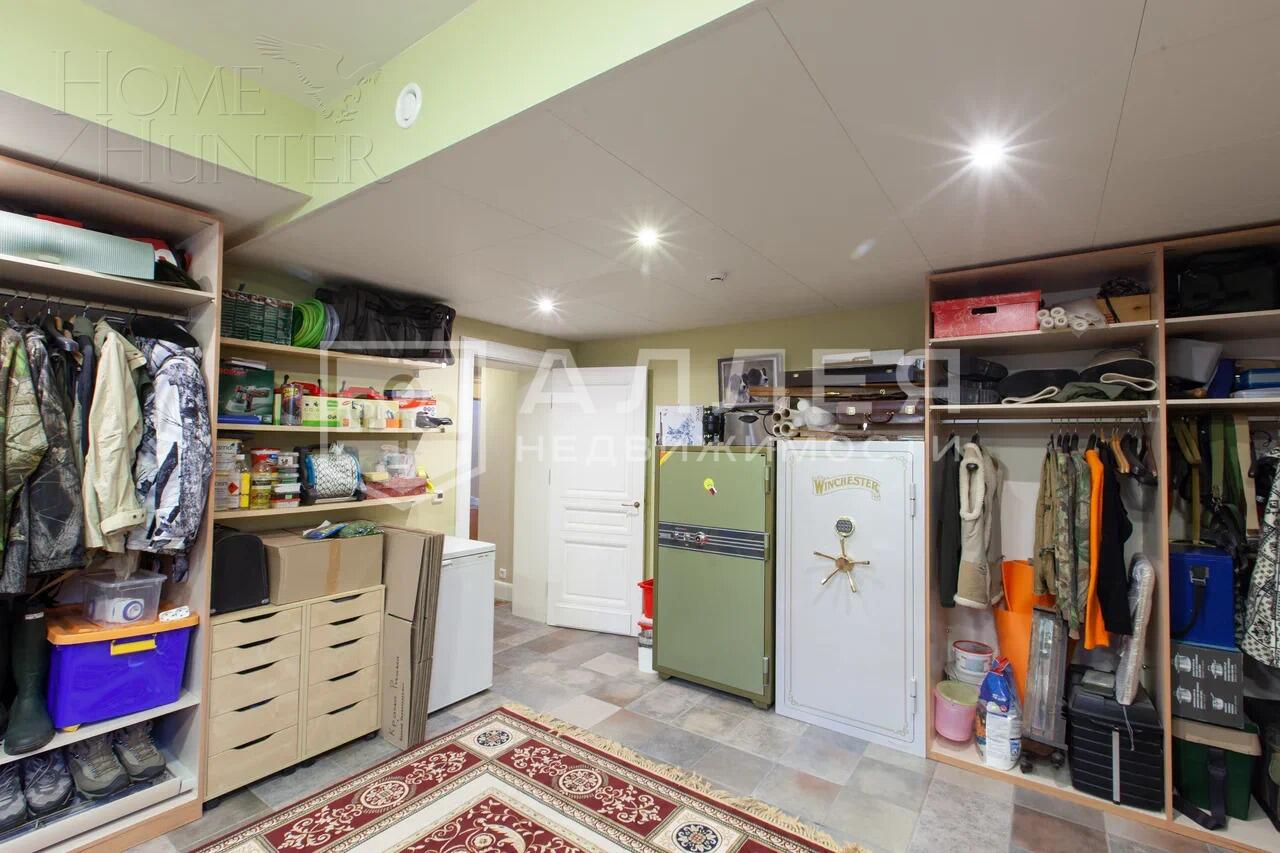 4-этажный коттедж 972.8 м² с отделкой