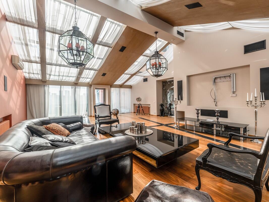 3-УРОВНЕВЫЙ ПЕНТХАУС С ОТДЕЛКОЙ 583 М² НА 19 ЭТАЖЕ