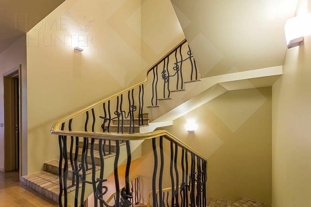 3-УРОВНЕВЫЙ ОСОБНЯК С ОТДЕЛКОЙ 1 040 М² НА 1 ЭТАЖЕ