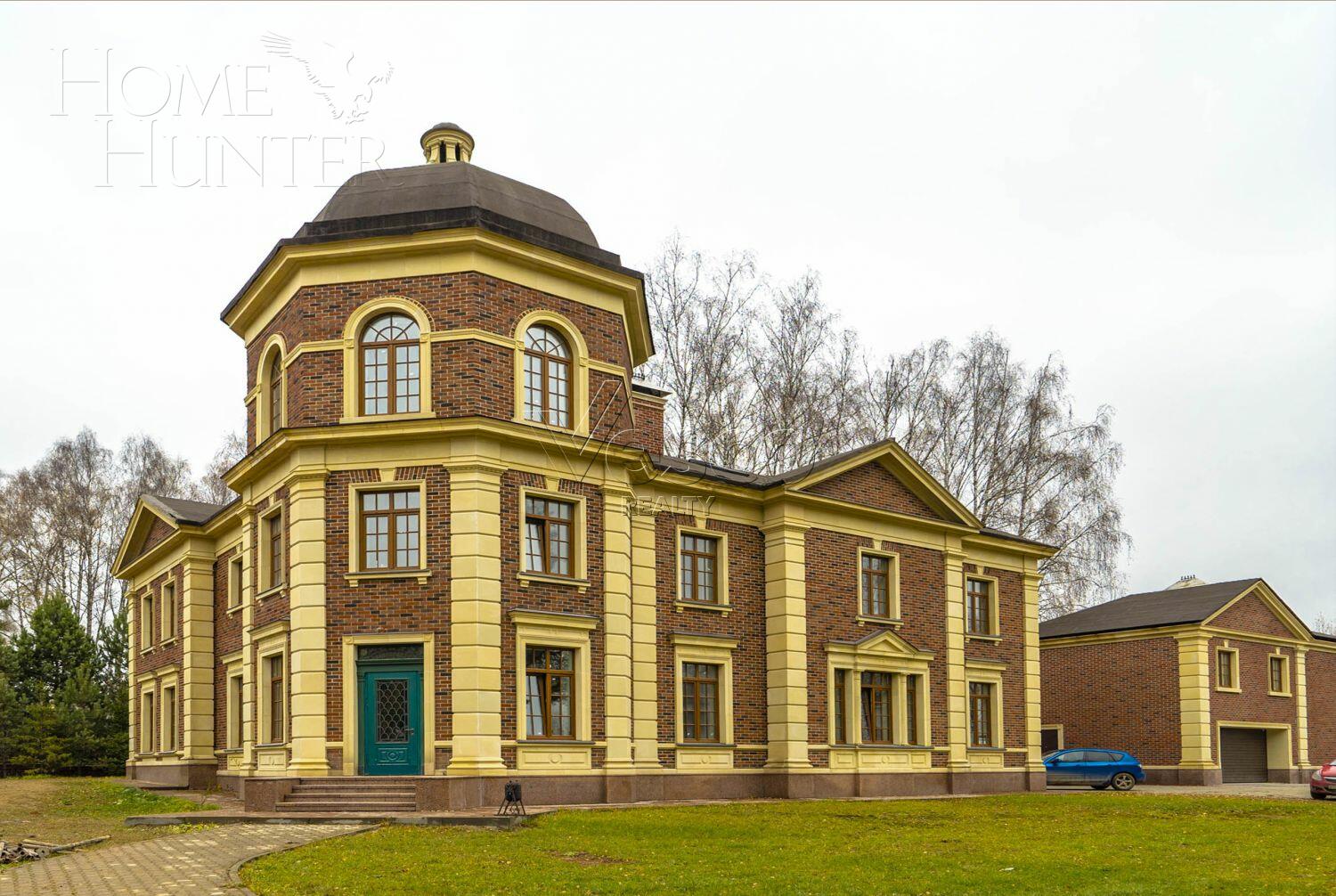 2-этажный коттедж 900 м² с отделкой