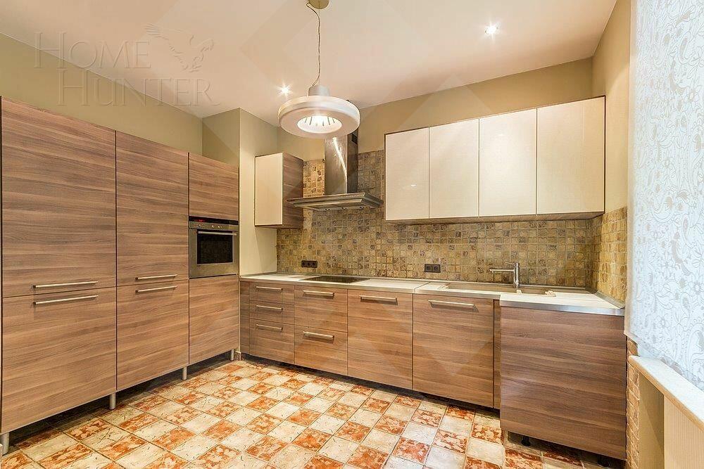 3-УРОВНЕВЫЙ ОСОБНЯК С ОТДЕЛКОЙ 1 040 М² НА 1 ЭТАЖЕ