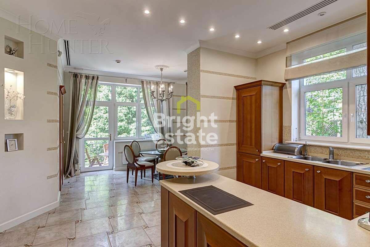 2-этажный коттедж 782.7 м² с отделкой