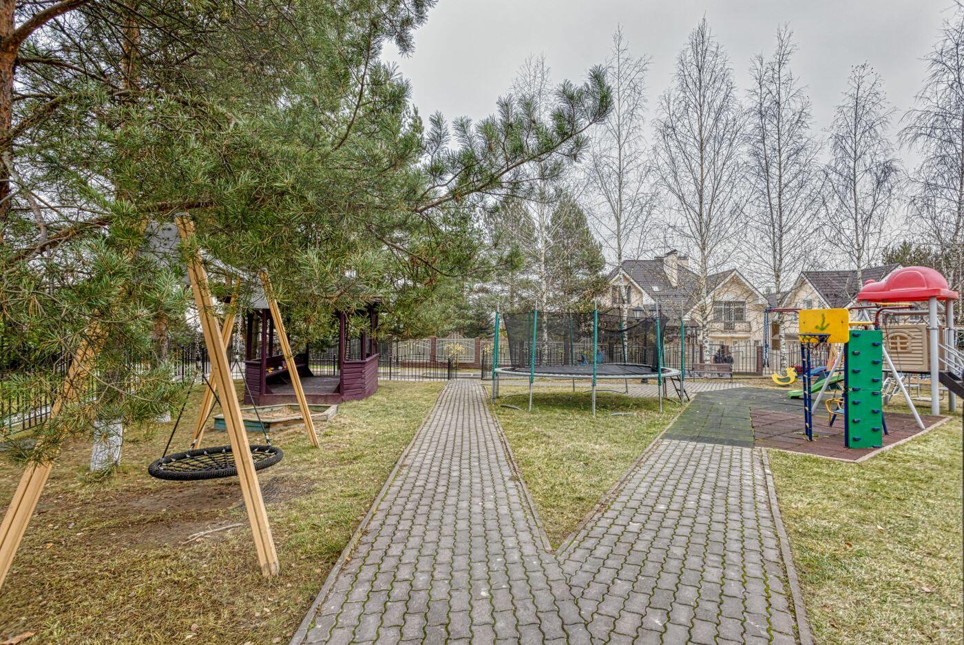 2-этажный коттедж 402 м² с отделкой