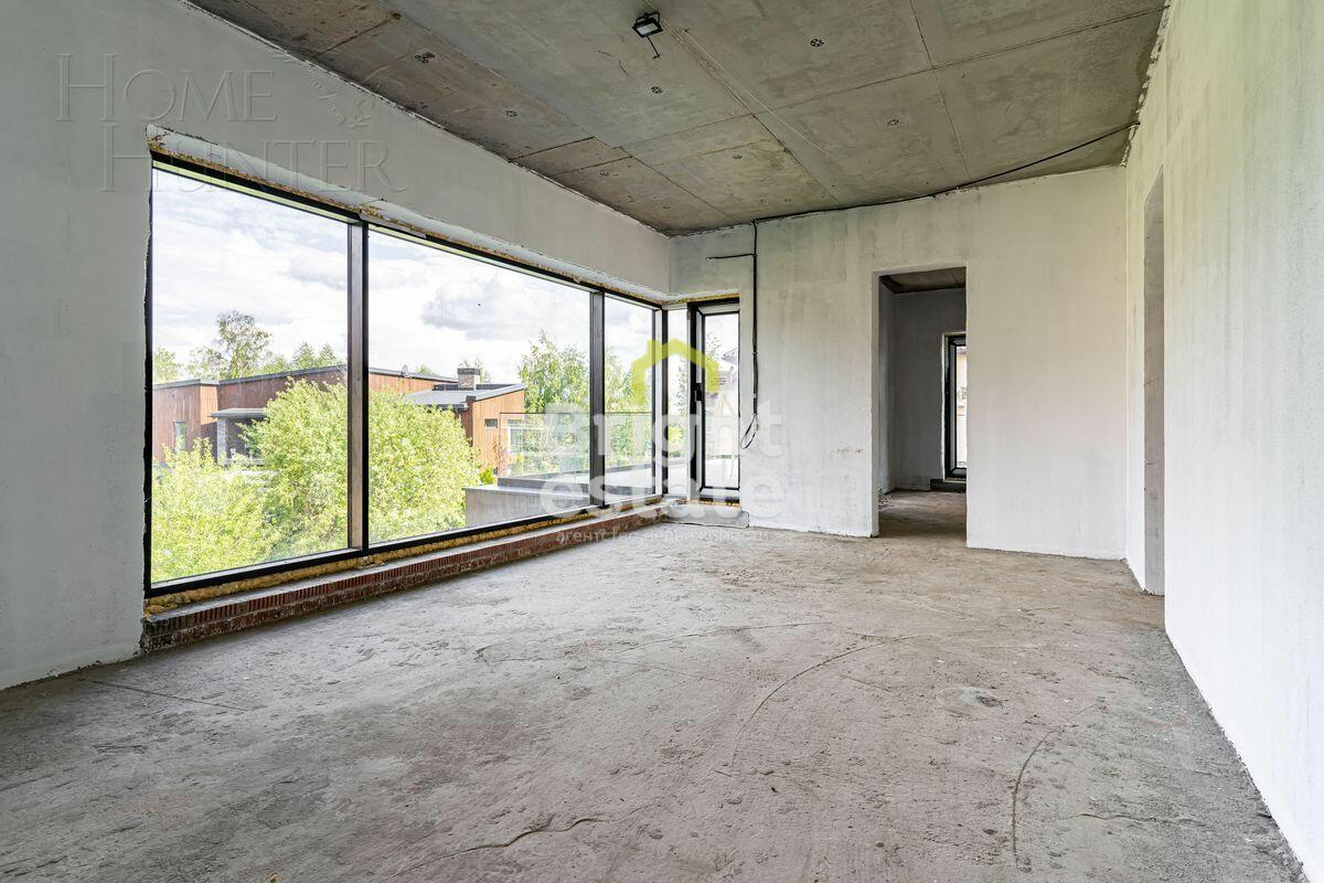 2-этажный коттедж 853.2 м² без отделки