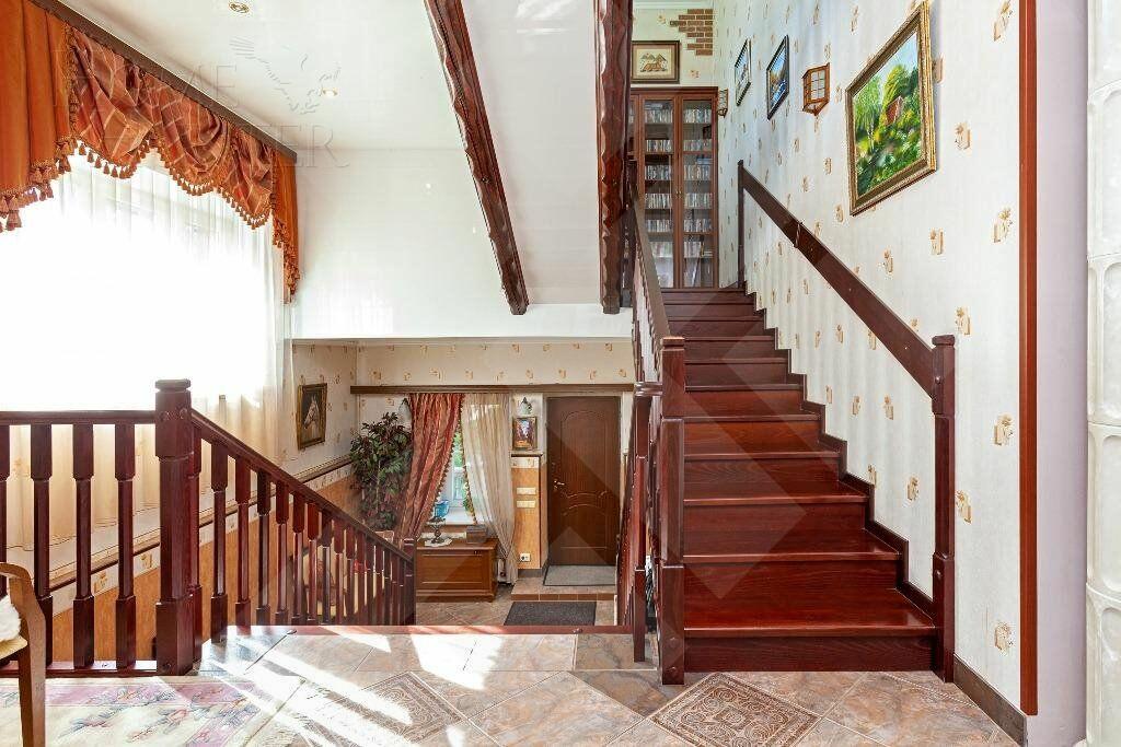 2-этажный коттедж 970 м² с отделкой