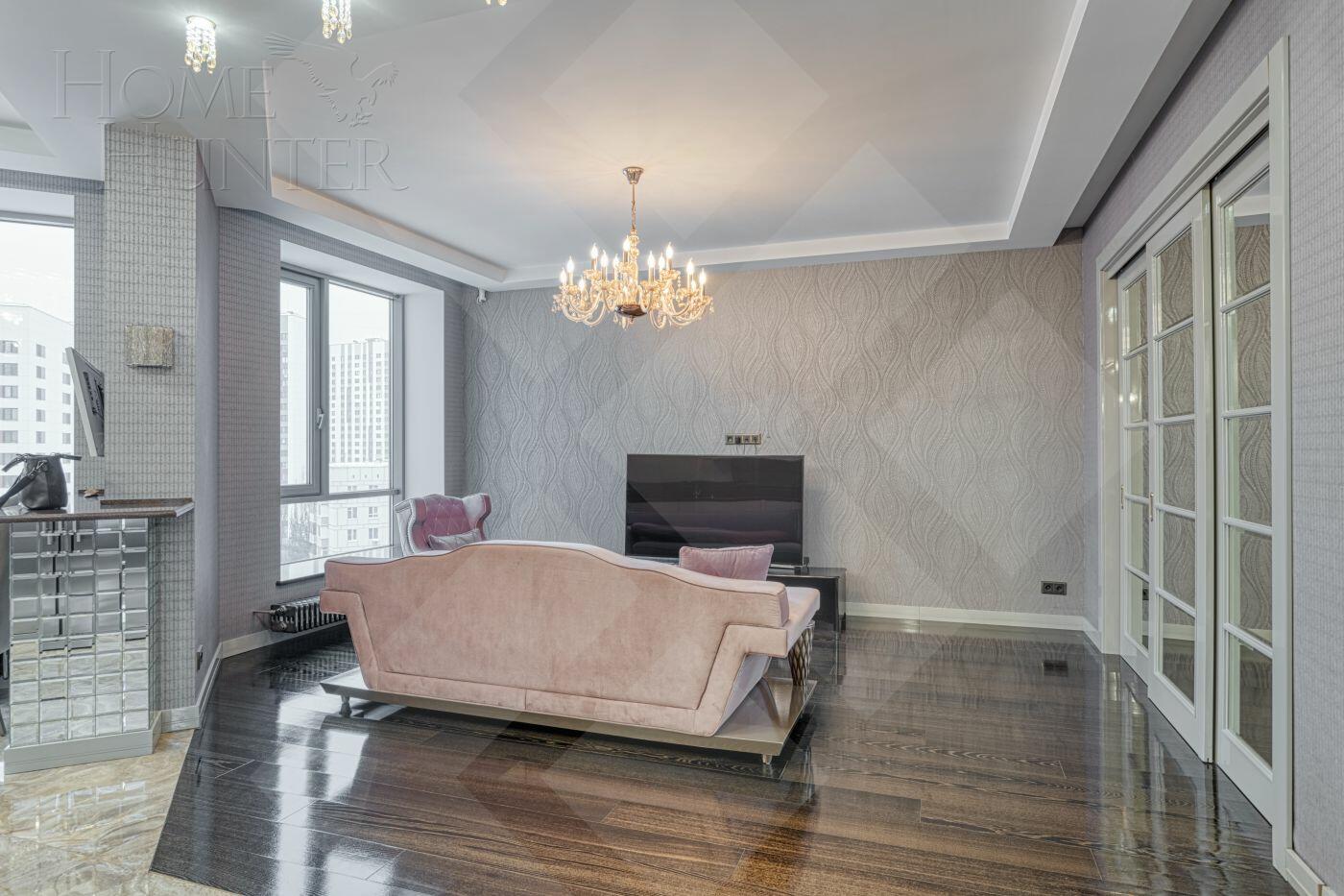 4-КОМН. КВАРТИРА С ОТДЕЛКОЙ 140 М² НА 9 ЭТАЖЕ