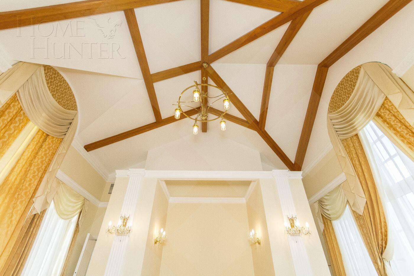 4-УРОВНЕВЫЙ ТАУНХАУС С ОТДЕЛКОЙ 450 М² НА 1 ЭТАЖЕ