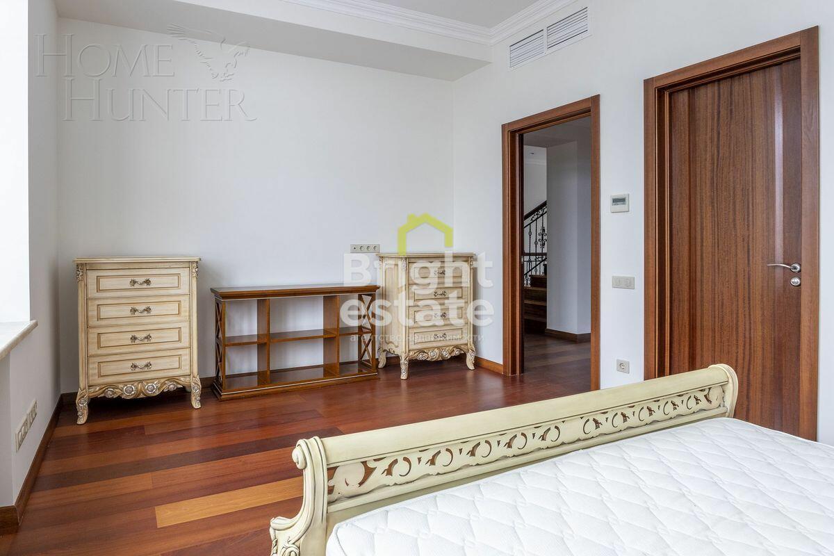 2-этажный коттедж 1 378 м² с отделкой