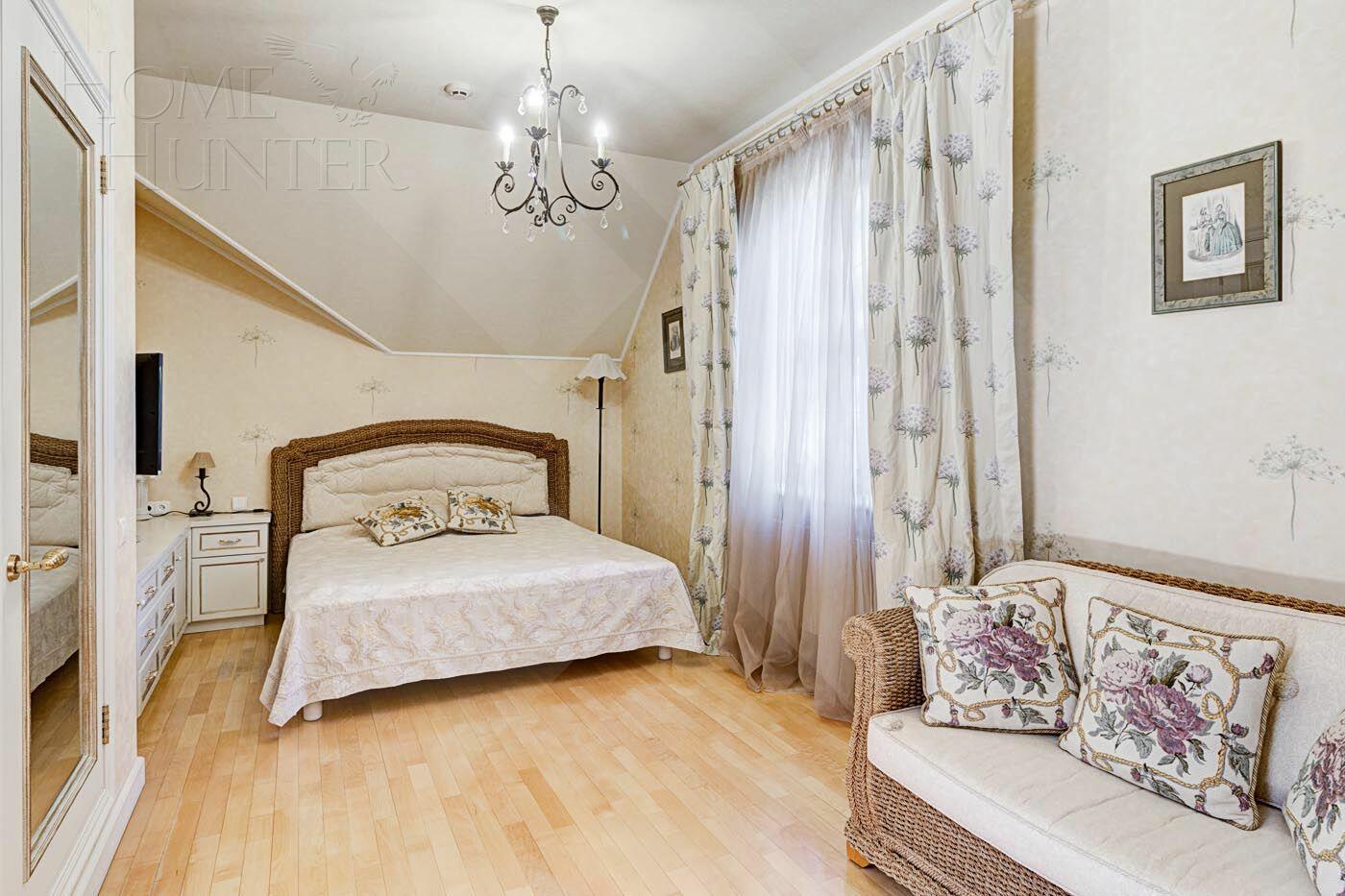 2-этажный коттедж 782.7 м² с отделкой