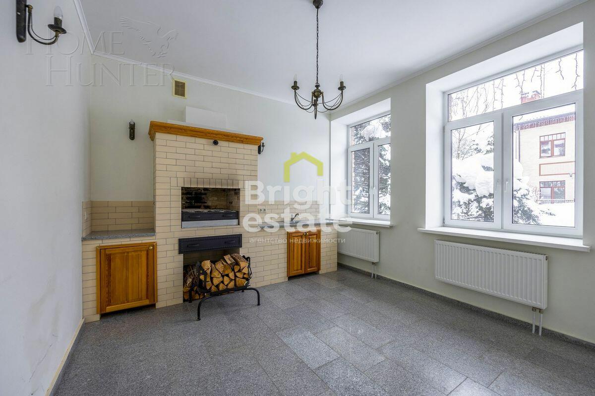2-этажный коттедж 1 378 м² с отделкой
