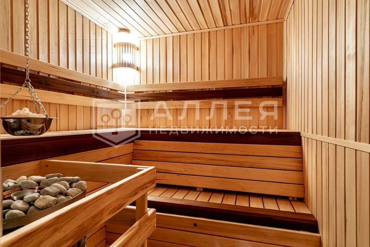 3-этажный коттедж 1 300 м² с отделкой