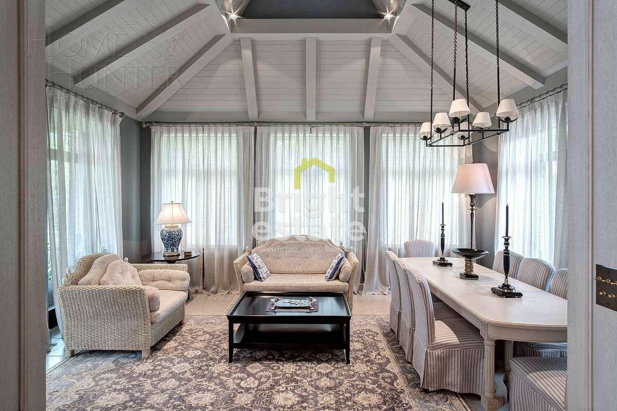 3-этажный коттедж 420 м² с отделкой