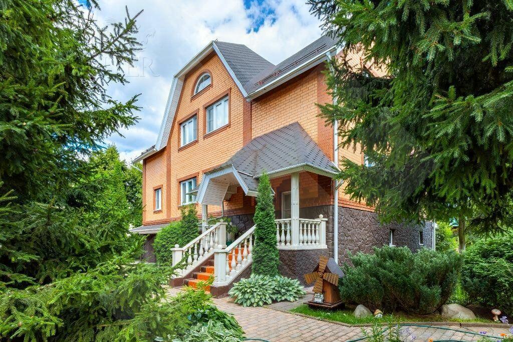 2-этажный коттедж 970 м² с отделкой