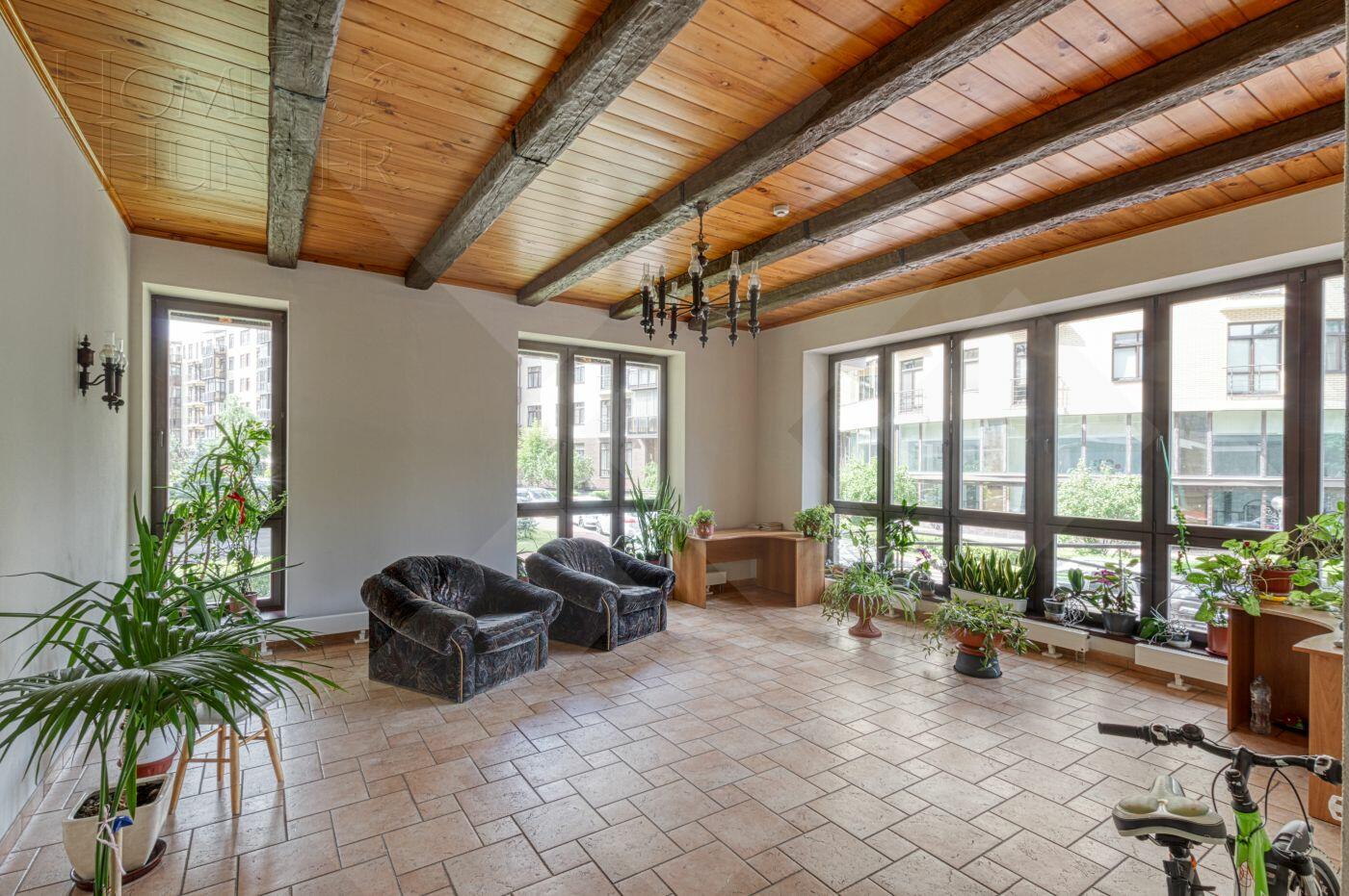 10-КОМН. ПЕНТХАУС БЕЗ ОТДЕЛКИ 690 М² НА 7 ЭТАЖЕ