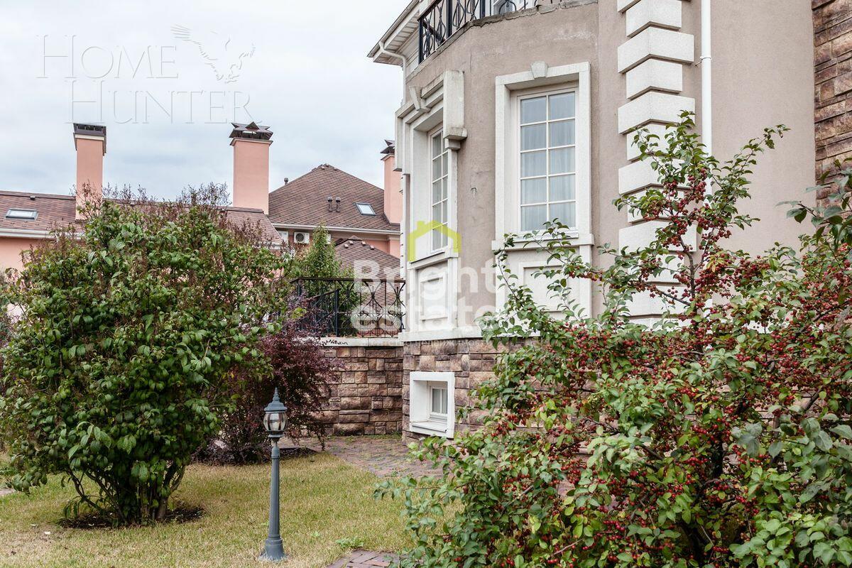 2-этажный коттедж 600 м² с отделкой