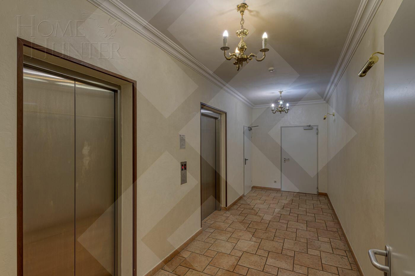 10-КОМН. ПЕНТХАУС БЕЗ ОТДЕЛКИ 690 М² НА 7 ЭТАЖЕ