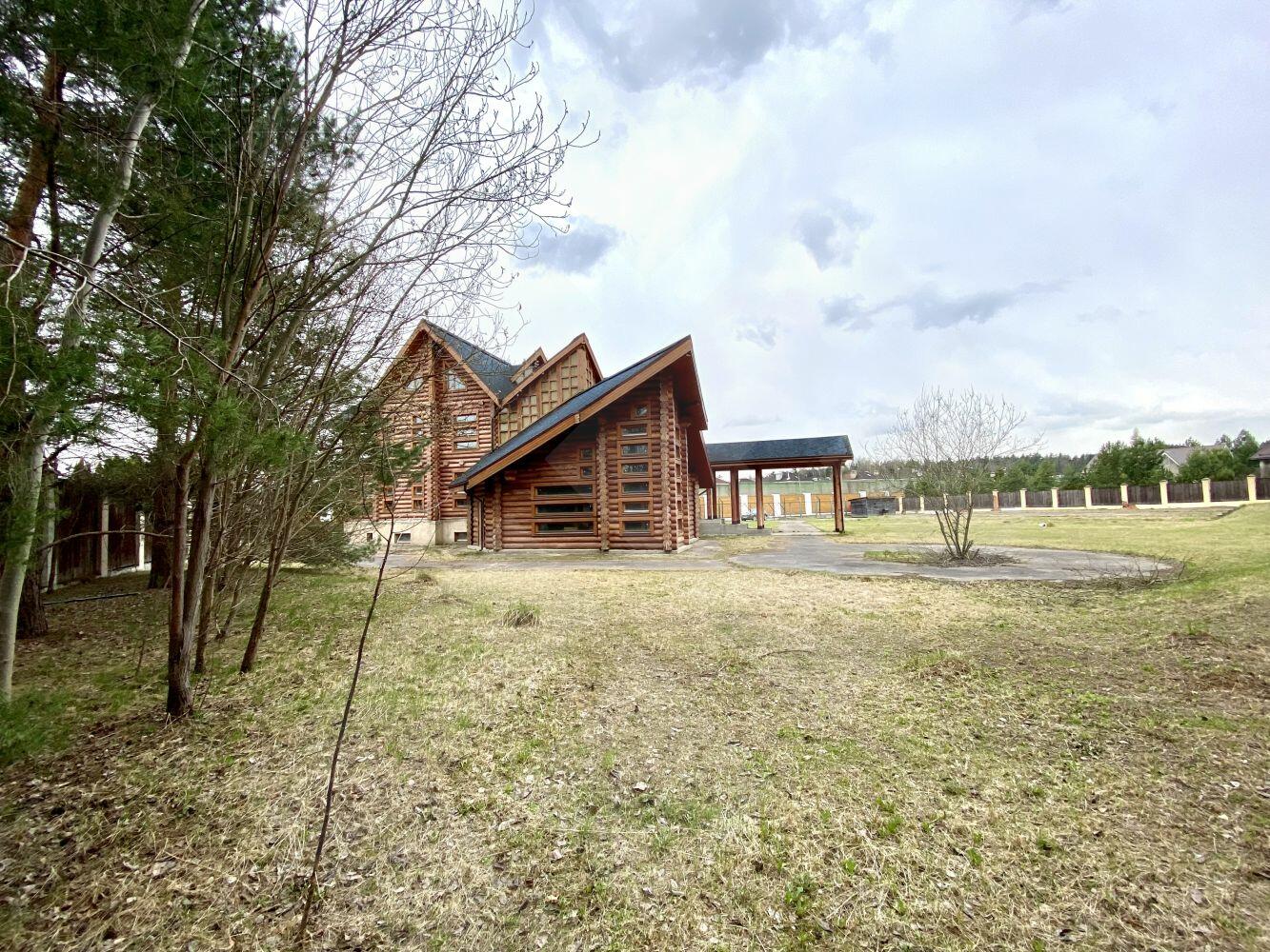 2-этажный коттедж 1 000 м² без отделки