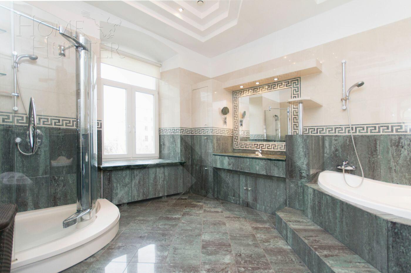 3-КОМН. КВАРТИРА С ОТДЕЛКОЙ 160 М² НА 4 ЭТАЖЕ