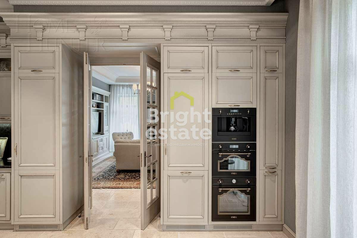 3-этажный коттедж 420 м² с отделкой