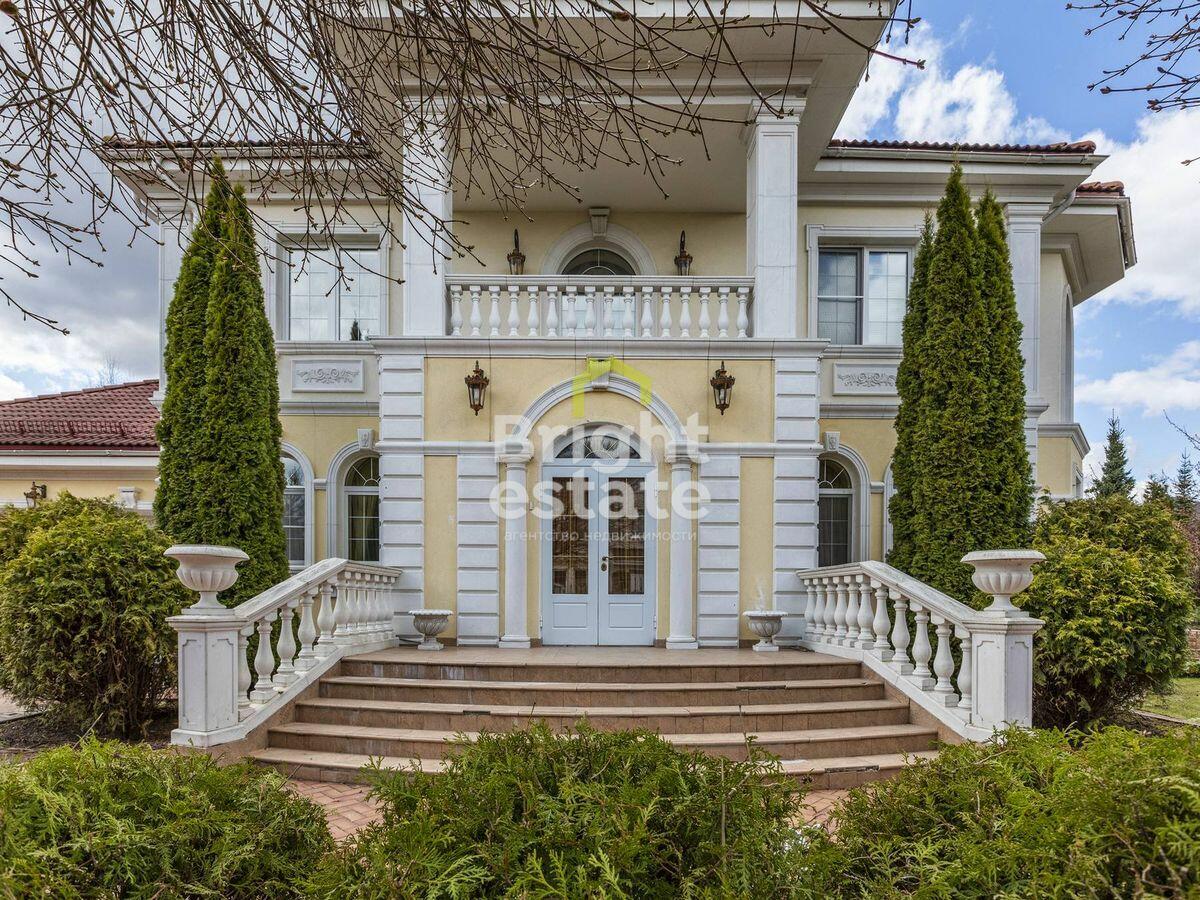 2-этажный коттедж 460 м² с отделкой