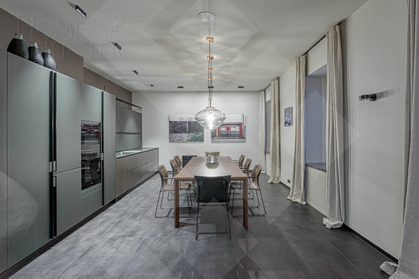 4-КОМН. КВАРТИРА С ОТДЕЛКОЙ 237 М² НА 5 ЭТАЖЕ