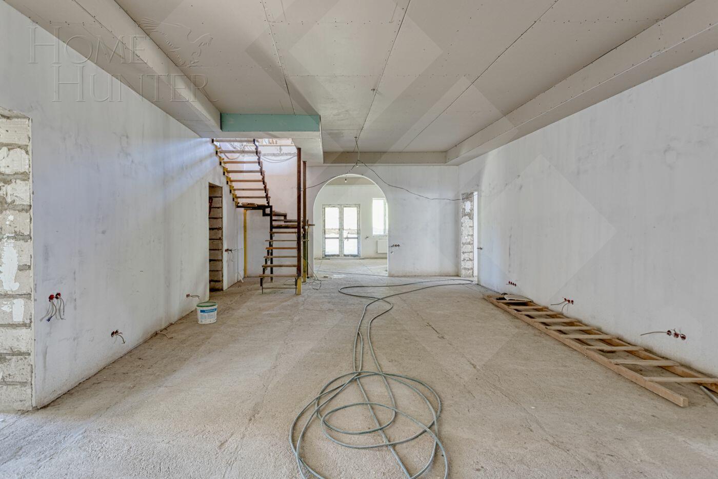 1-этажный коттедж 300 м² без отделки