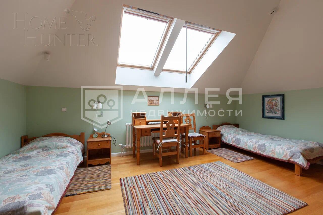 4-этажный коттедж 972.8 м² с отделкой