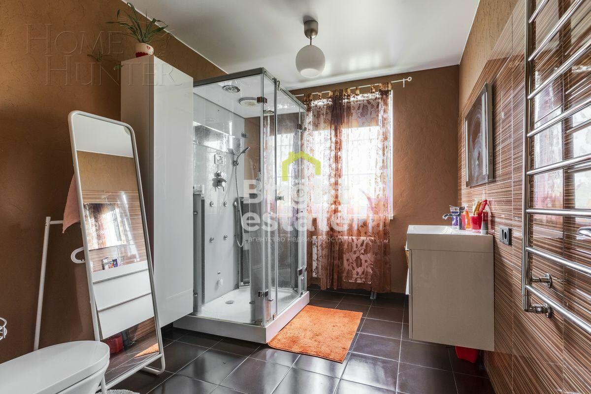 2-этажный коттедж 270 м² с отделкой