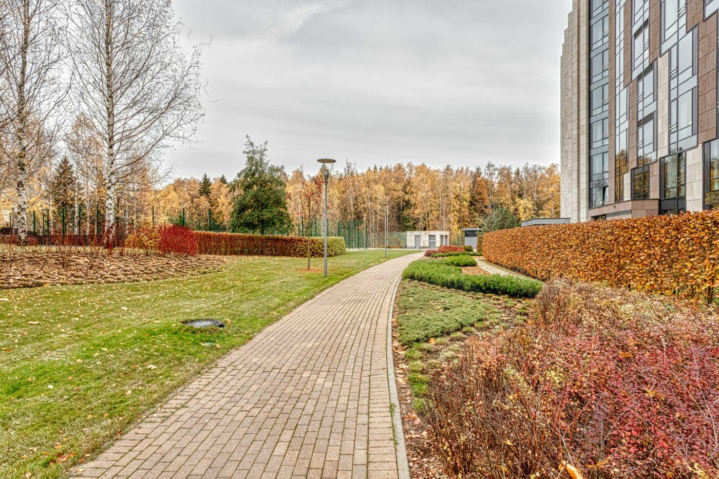 2-КОМН. КВАРТИРА С ОТДЕЛКОЙ 84 М² НА 1 ЭТАЖЕ