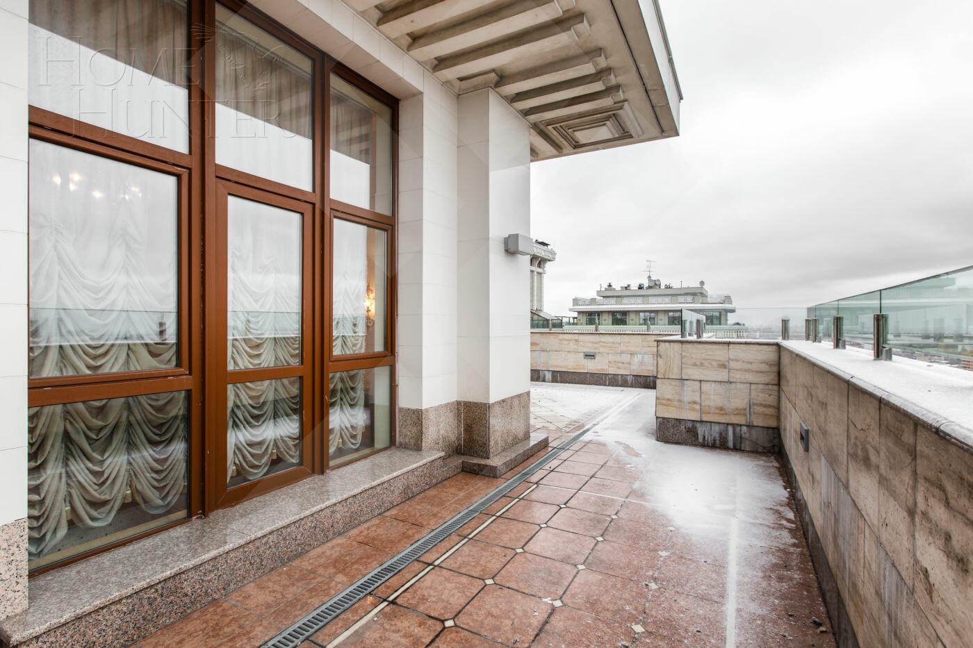 3-КОМН. ПЕНТХАУС С ОТДЕЛКОЙ 262 М² НА 22 ЭТАЖЕ