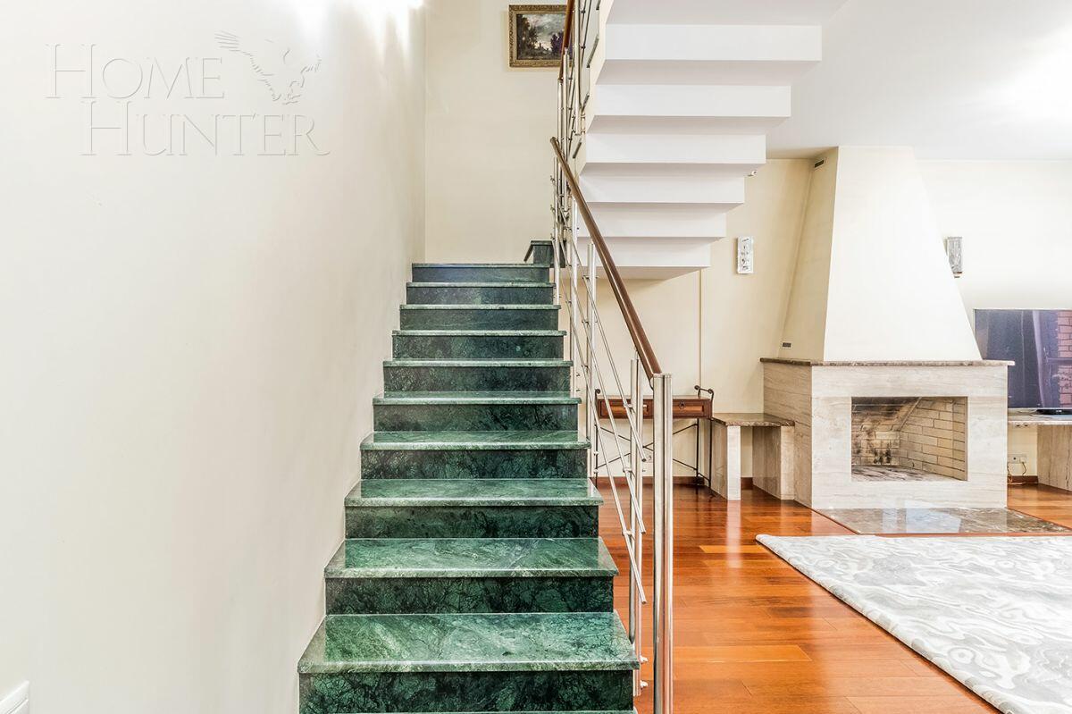 2-этажный таунхаус 280 м² с отделкой