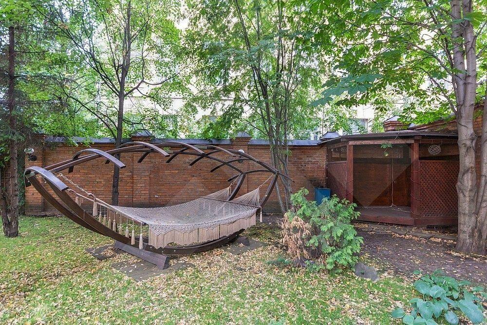 3-УРОВНЕВЫЙ ОСОБНЯК С ОТДЕЛКОЙ 1 040 М² НА 1 ЭТАЖЕ