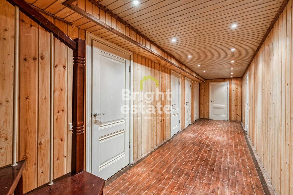 2-этажный коттедж 440 м² с отделкой