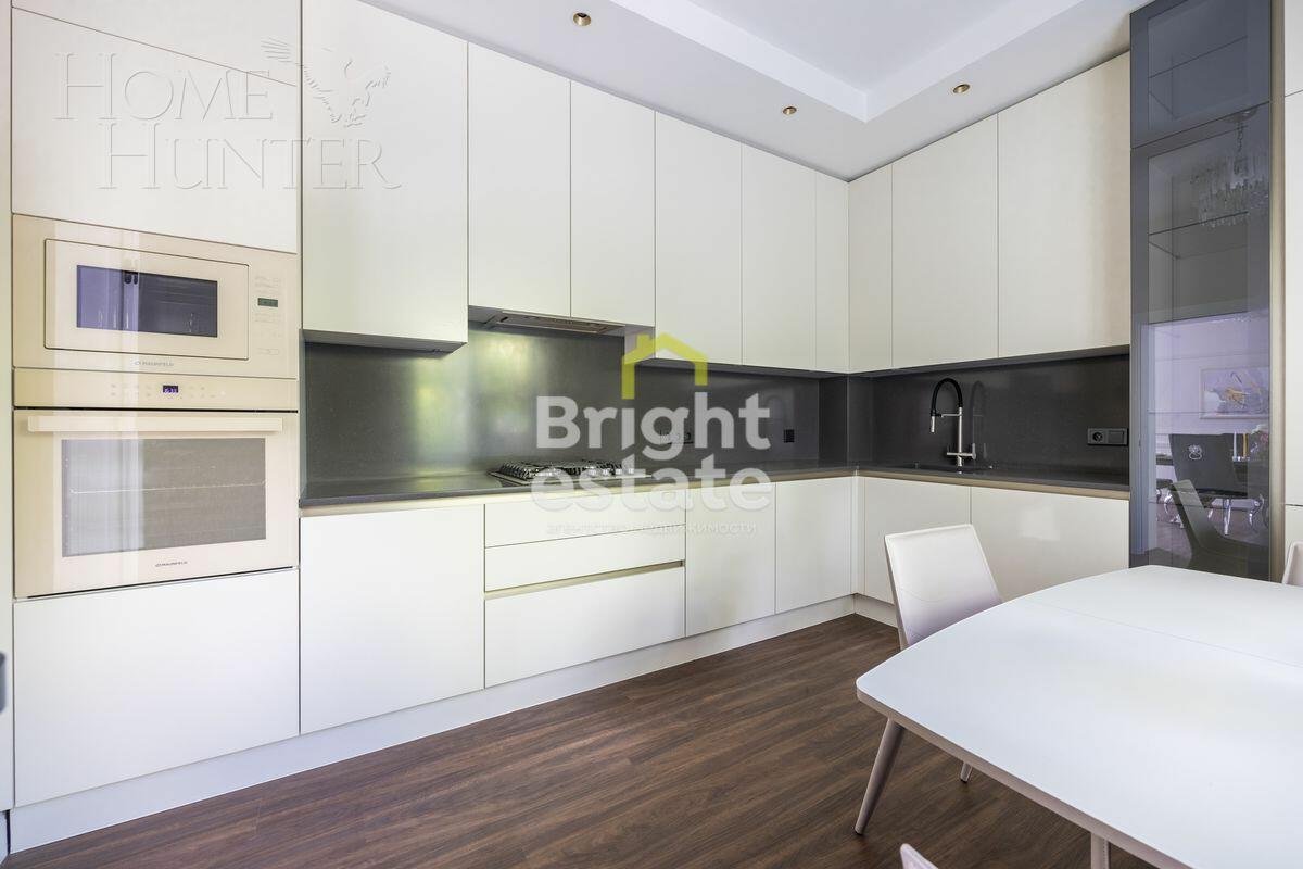 2-этажный коттедж 443 м² с отделкой