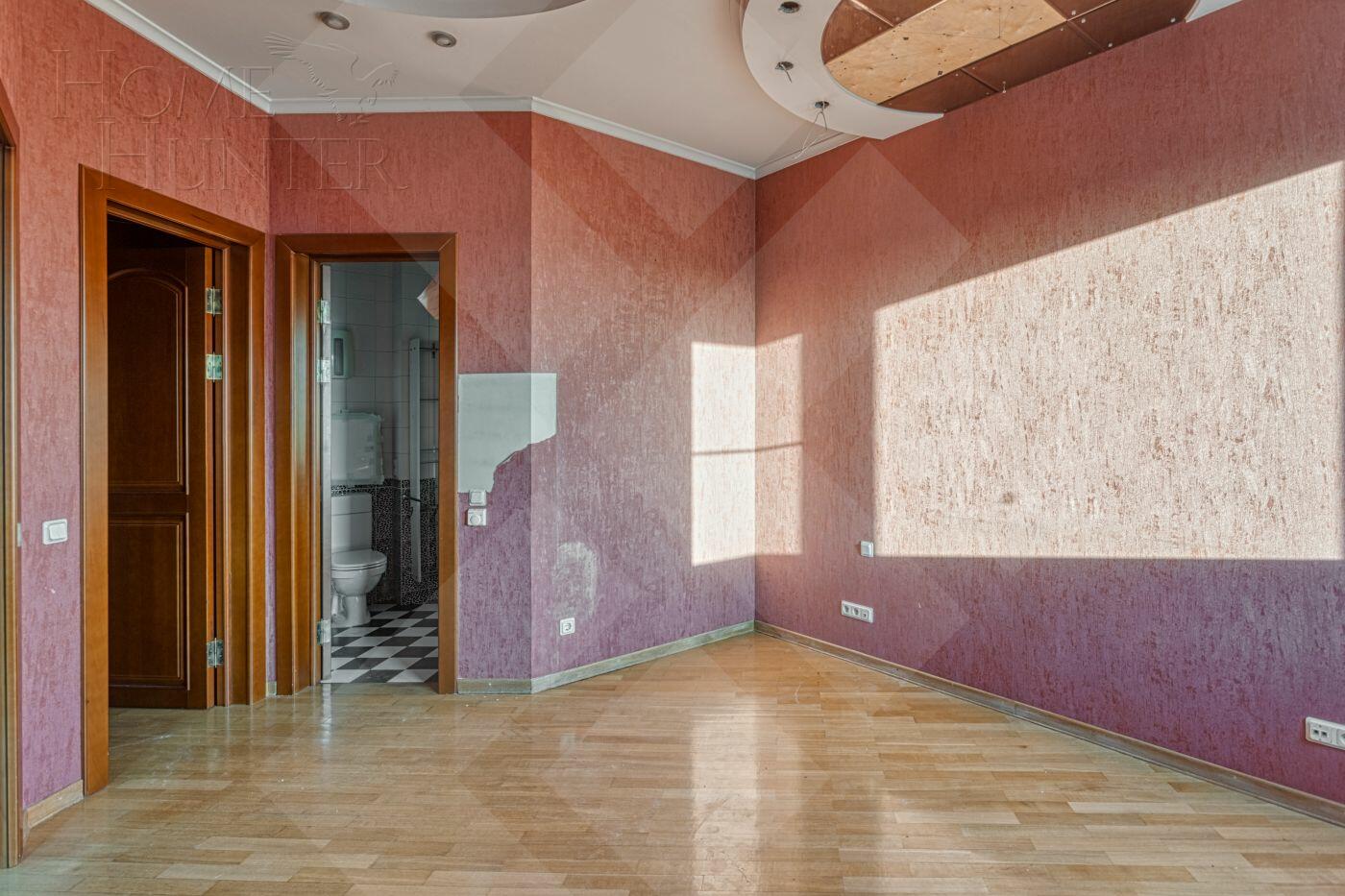 5-КОМН. КВАРТИРА С ОТДЕЛКОЙ 196.1 М² НА 10 ЭТАЖЕ