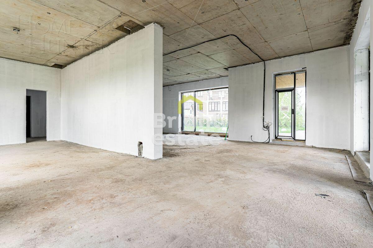 2-этажный коттедж 853.2 м² без отделки