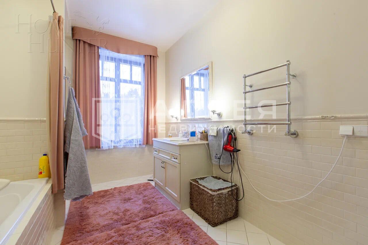 4-этажный коттедж 972.8 м² с отделкой