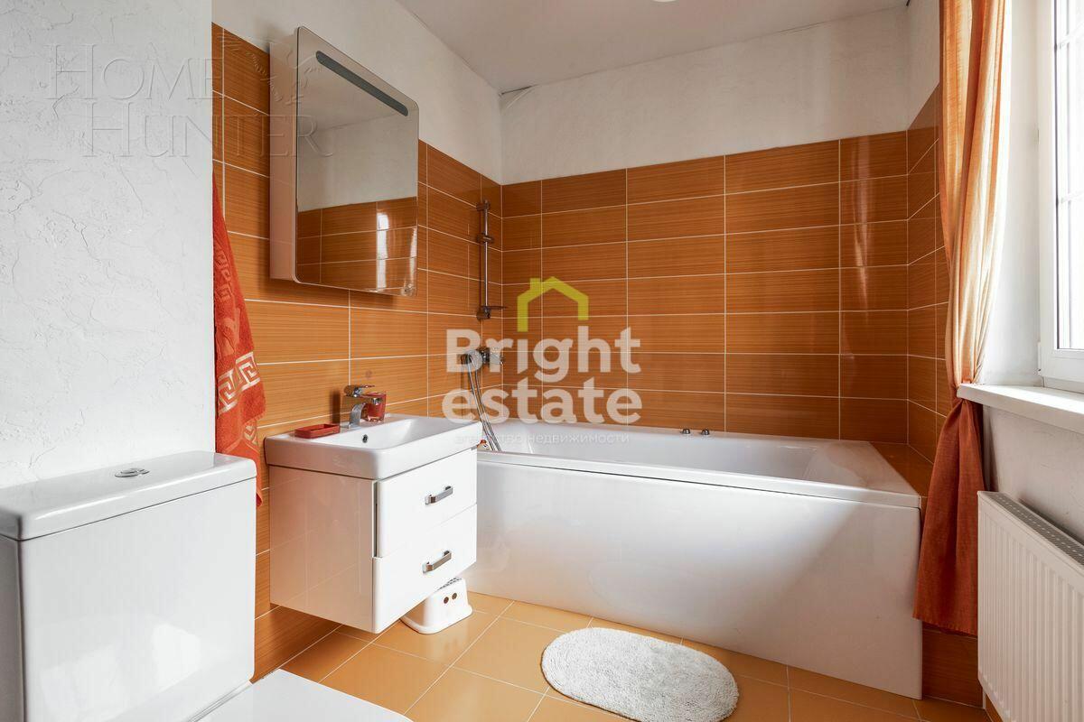 2-этажный коттедж 270 м² с отделкой