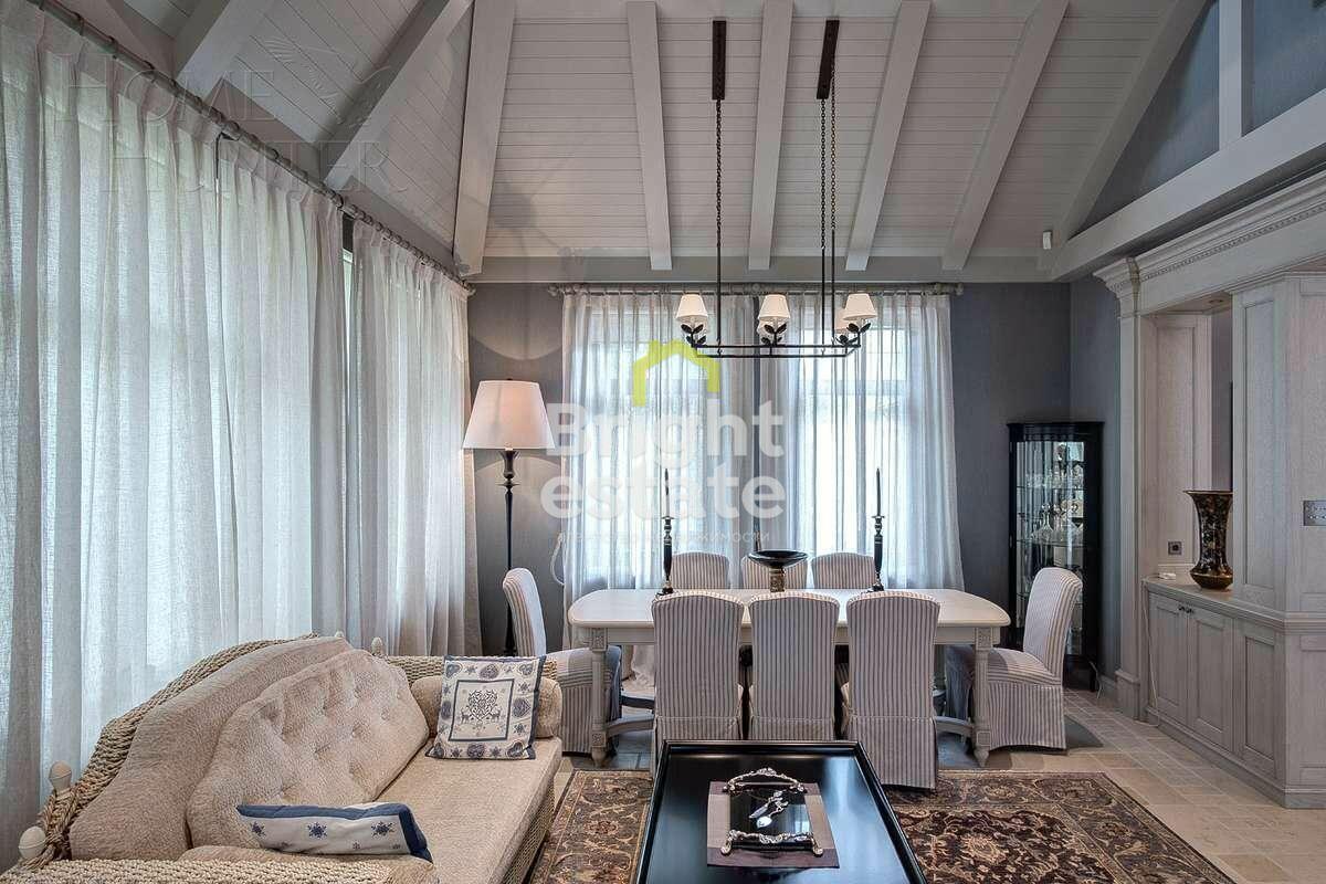 3-этажный коттедж 420 м² с отделкой