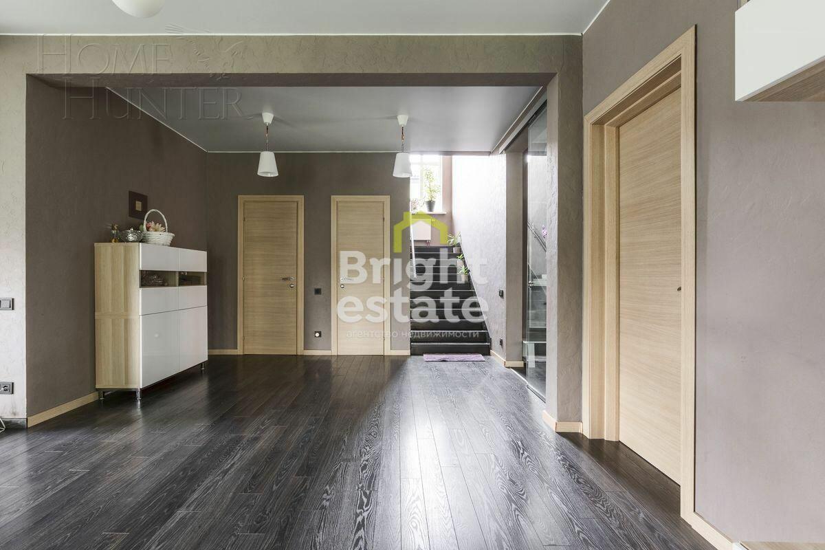 2-этажный коттедж 270 м² с отделкой